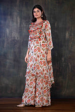 Load image into Gallery viewer, Floral Printed Co-ord Set With Thread Work On The Neckline
